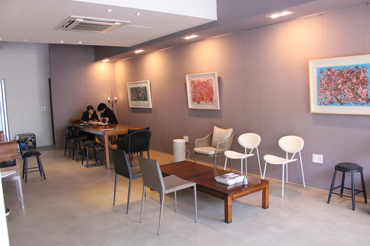 Wood House Hotel Busan Esterno foto